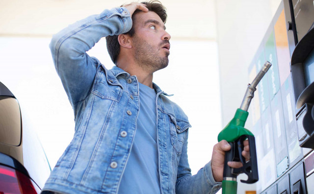 Adapter sa conduite pour réduire les frais de carburant