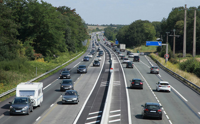 L’autoroute : la voie où “tout est permis” ?
