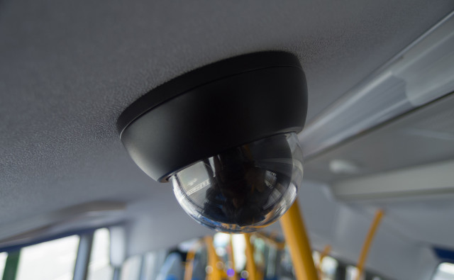 ​Transports publics : le port de masque mesuré par caméra